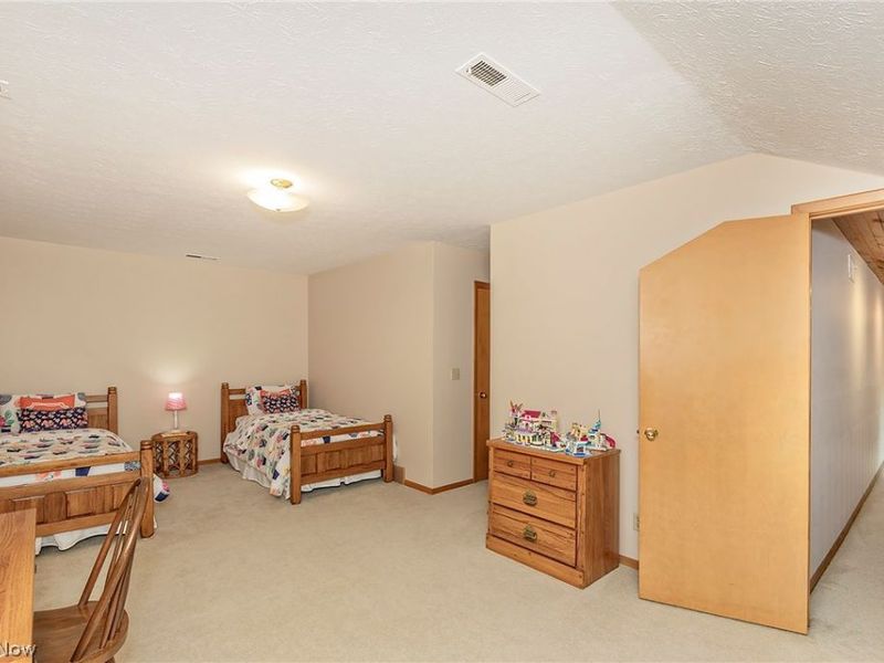 2626 Fairwood Drive , Pepper Pike, OH 44124 Photo 37