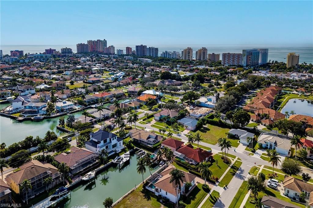1108 Winterberry Dr , Marco Island, FL 34145 Photo
