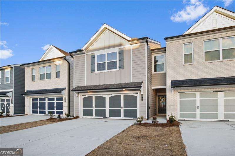 5332 Melbourne Lane, Flowery Branch, GA 30542 Main Photo