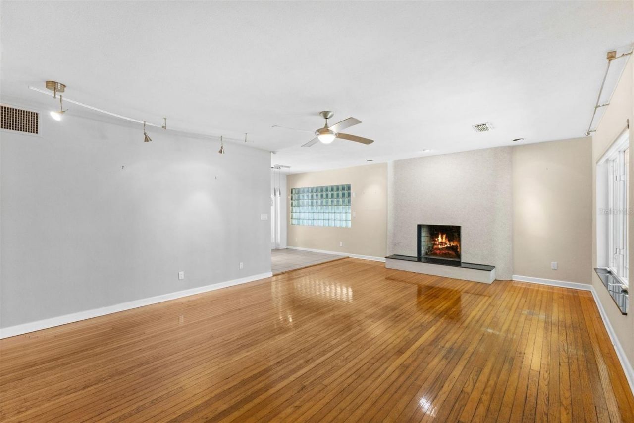 135 Aranda Street Ne, Saint Petersburg, FL 33704 Photo
