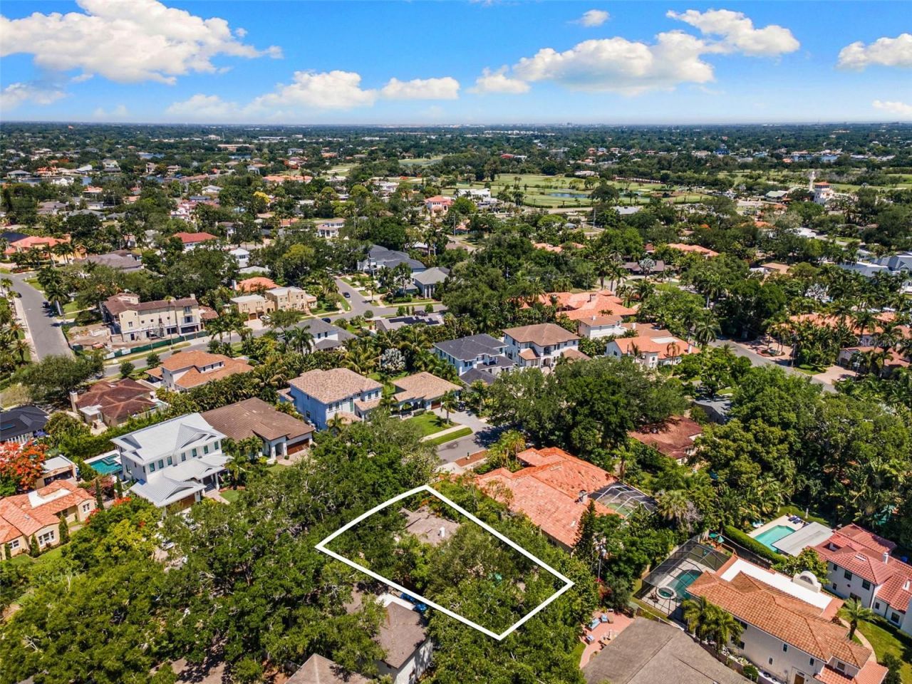 135 Aranda Street Ne, Saint Petersburg, FL 33704 Photo