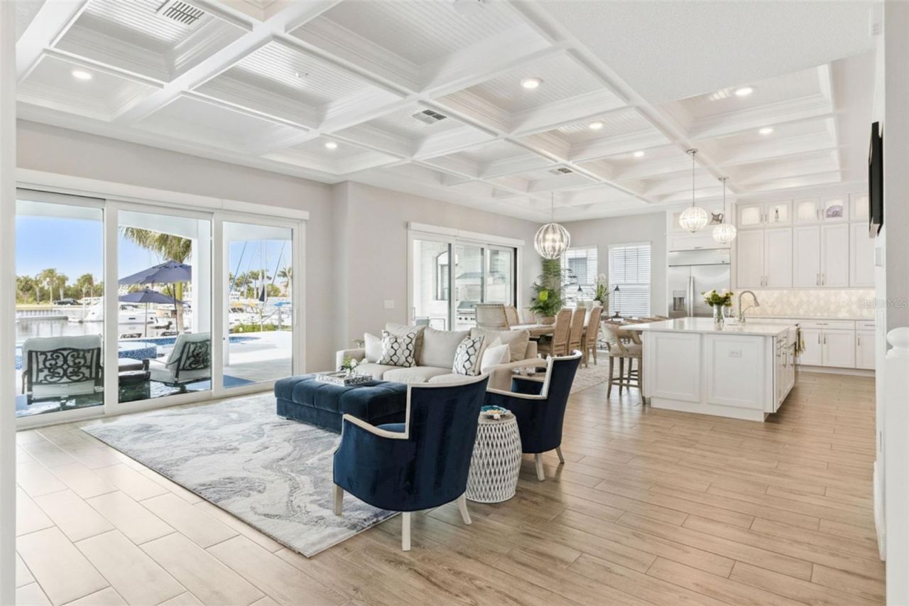 3028 Christophers Watch Lane, Ruskin, FL 33570 Photo