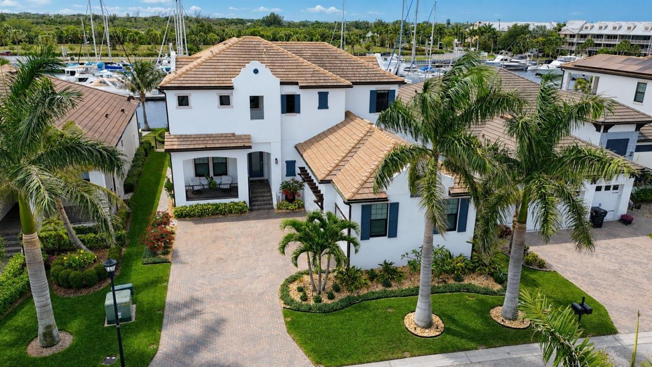 3028 Christophers Watch Lane, Ruskin, FL 33570 Photo