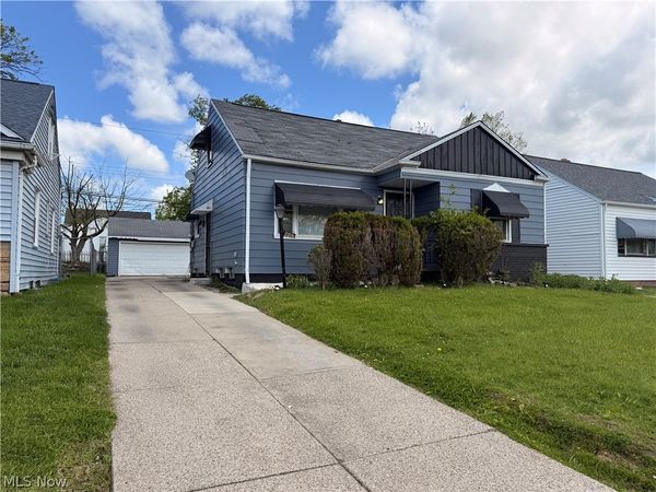 19107 Longview Avenue , Maple Heights, OH 44137
