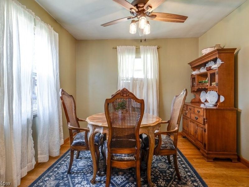 2035 Tampa Avenue, Cleveland, OH 44109 Photo 11
