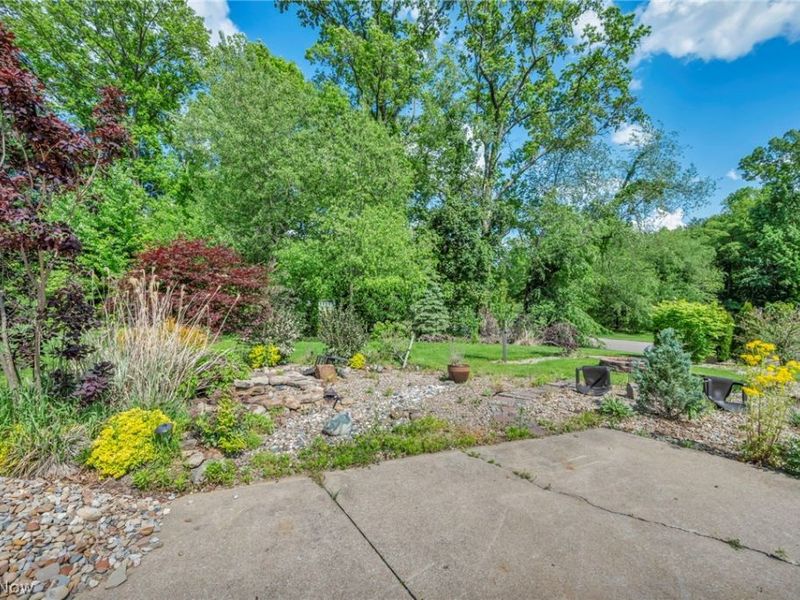 8194 Overwood Avenue NW, North Canton, OH 44720 Photo 31