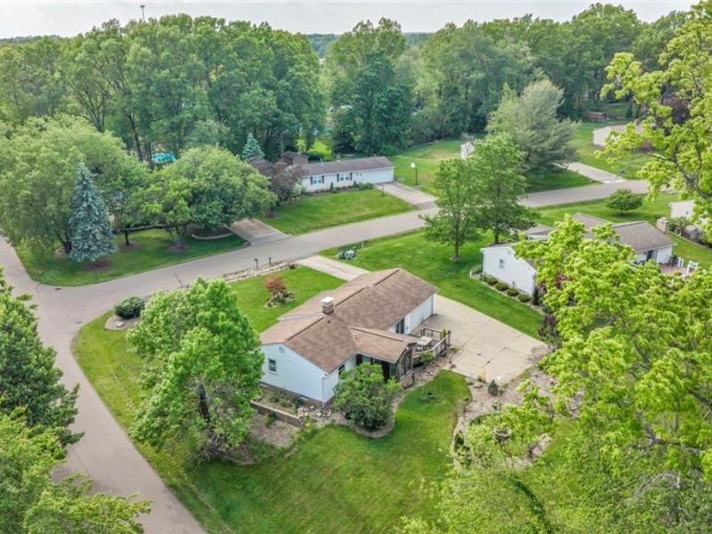 8194 Overwood Avenue NW, North Canton, OH 44720 Photo 34
