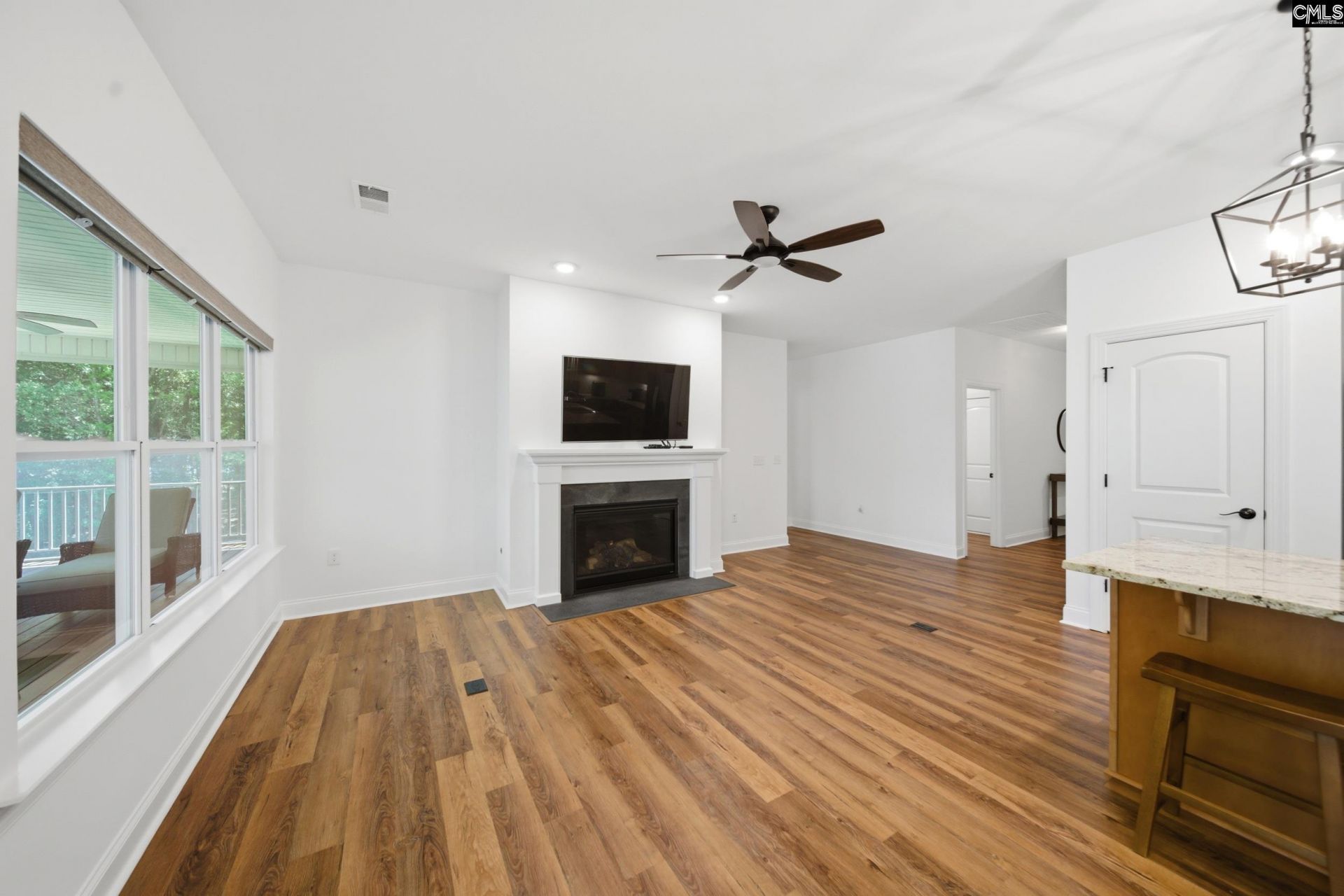 1199 Retreat Way  Photo 17