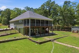 1199 Retreat Way  photo 4