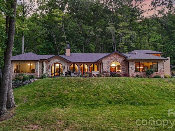 959 & 957 Dave Whitaker Road , Horse Shoe, NC 28742