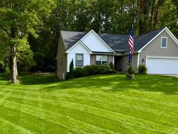 25015 Silver Oaks Boulevard, Mattawan, MI 49071
