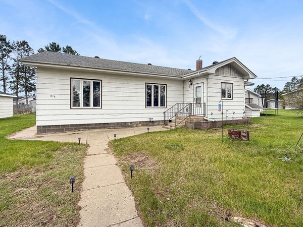 814 21st Street NW, Bemidji, MN 56601