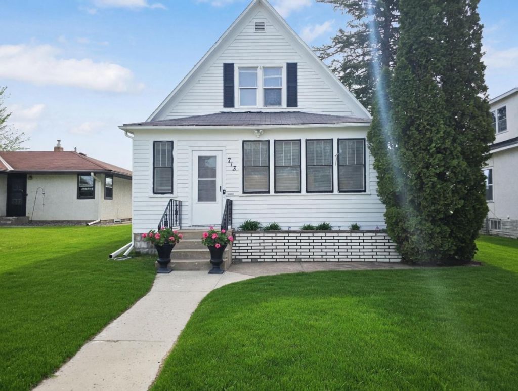 713 S 7th Street, Brainerd, MN 56401