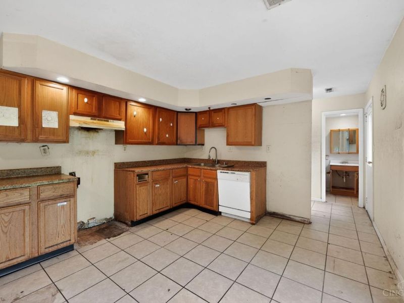1051 Flintlock Drive, Cincinnati, OH 45231 Photo 20