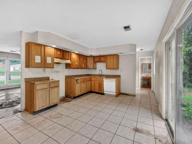 1051 Flintlock Drive, Cincinnati, OH 45231 Photo 21