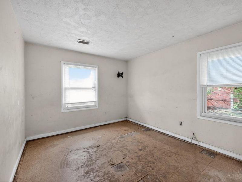 1051 Flintlock Drive, Cincinnati, OH 45231 Photo 7