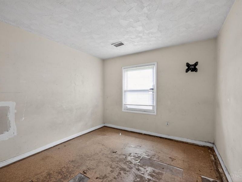 1051 Flintlock Drive, Cincinnati, OH 45231 Photo 9