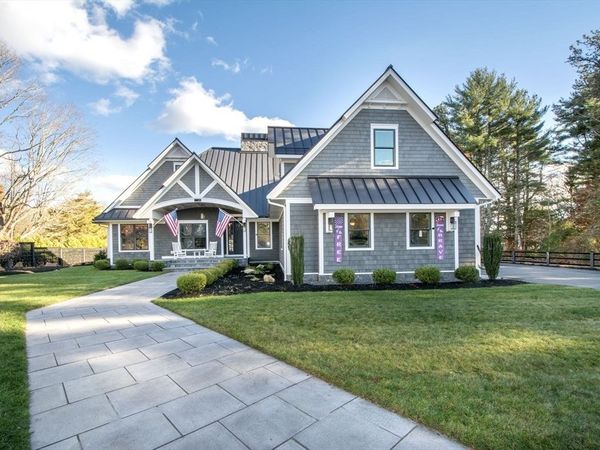 28 S. Main St., Carver, MA 02330
