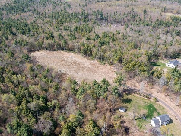 53 Heywood Rd, Ashby, MA 01431