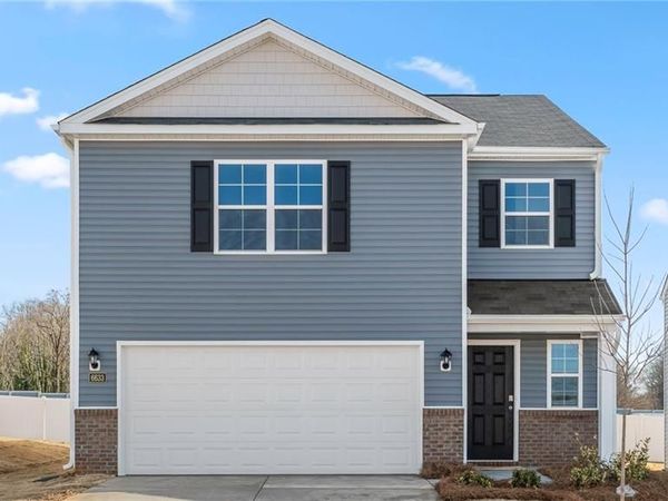 1108 Chandler Pointe Court , Rural Hall, NC 27045