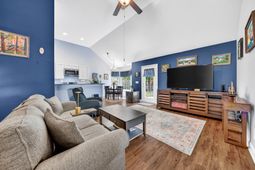 137 Robert Conway Ct.  photo 4