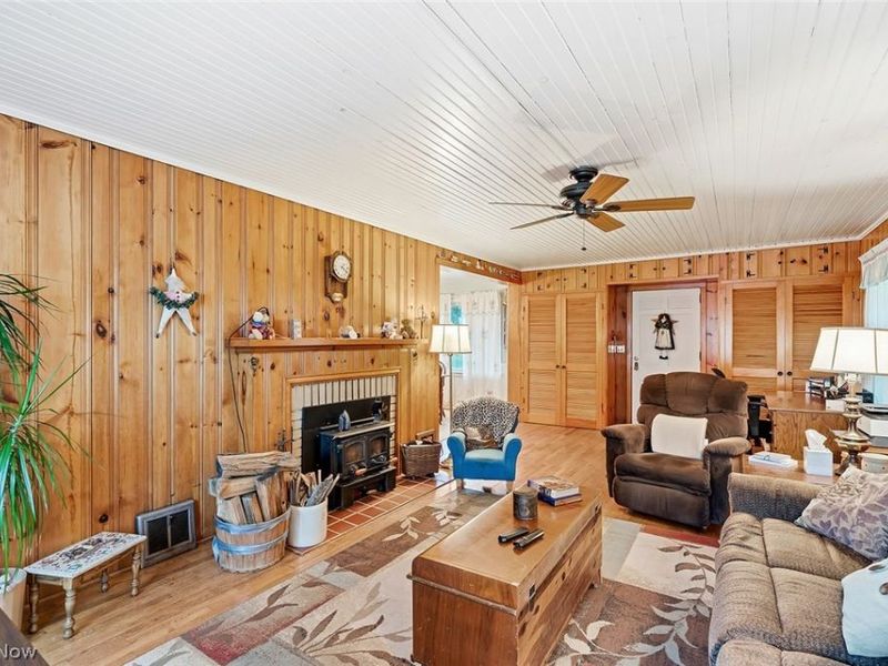 539 Secrist Lane, Girard, OH 44420 Photo 2