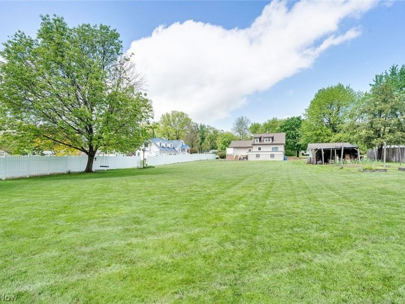 539 Secrist Lane, Girard, OH 44420 Photo 29