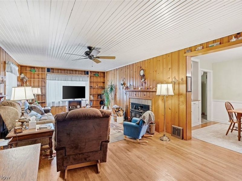 539 Secrist Lane, Girard, OH 44420 Photo 3