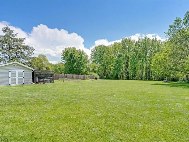539 Secrist Lane, Girard, OH 44420 Photo 30