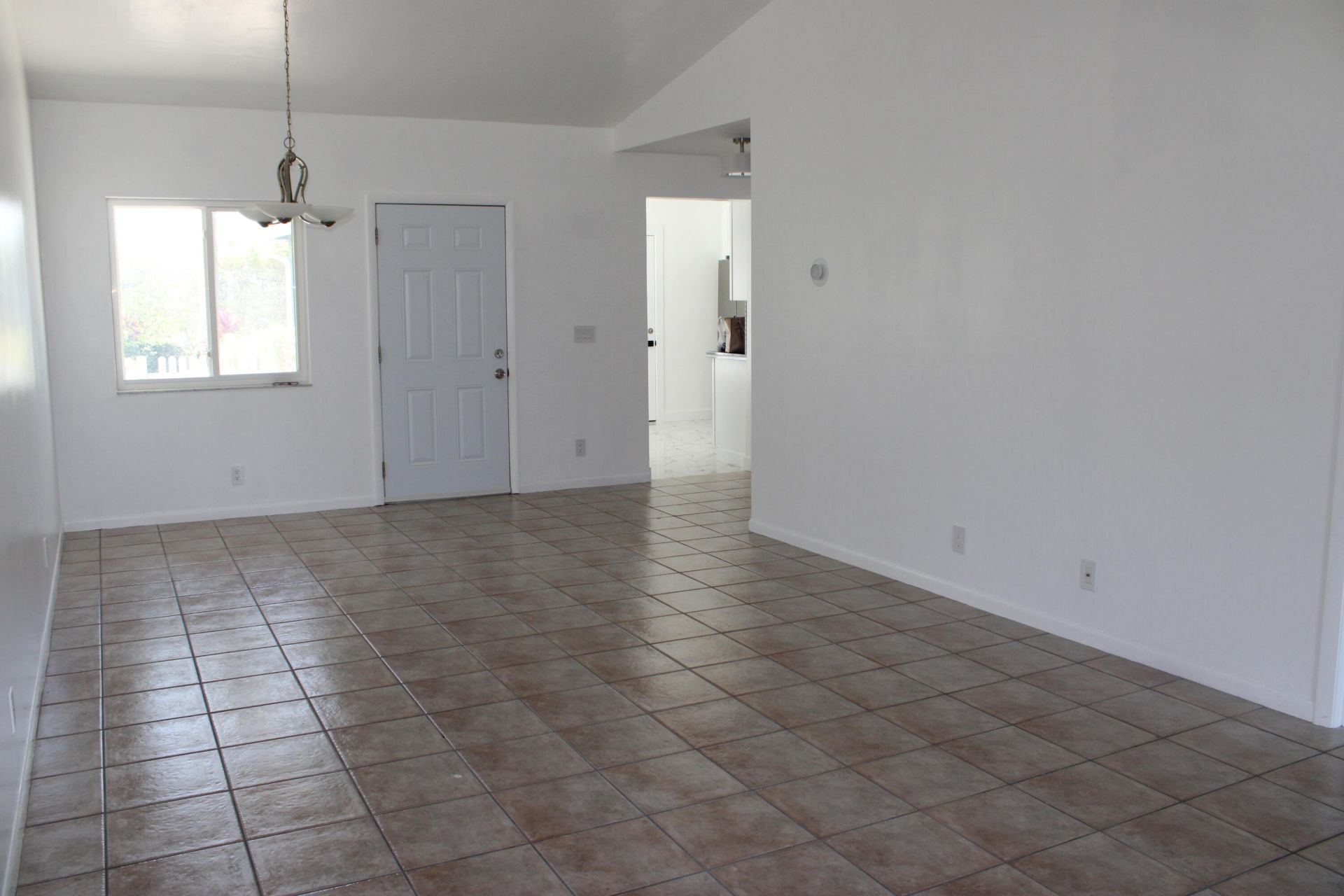 3883 Island Club Circle W, Seminole Manor, FL 33462 Photo