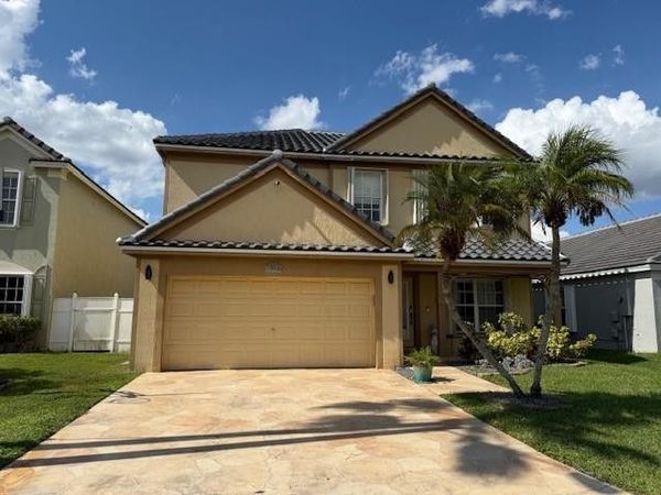 5861 N Plum Bay Parkway, Tamarac, FL 33321