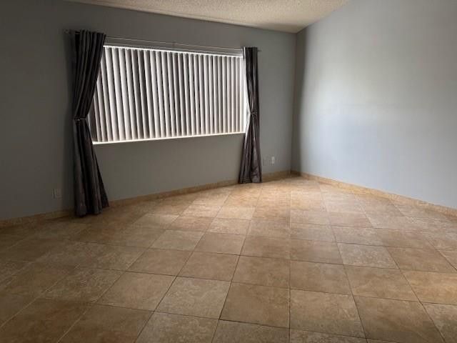 5861 N Plum Bay Parkway, Tamarac, FL 33321 Photo