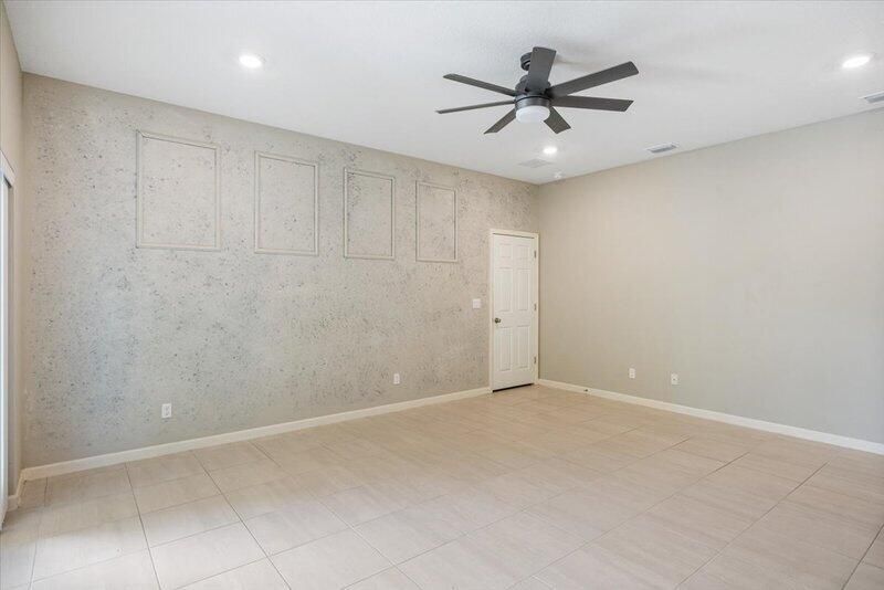63 52nd Square, Vero Beach, FL 32968 Photo