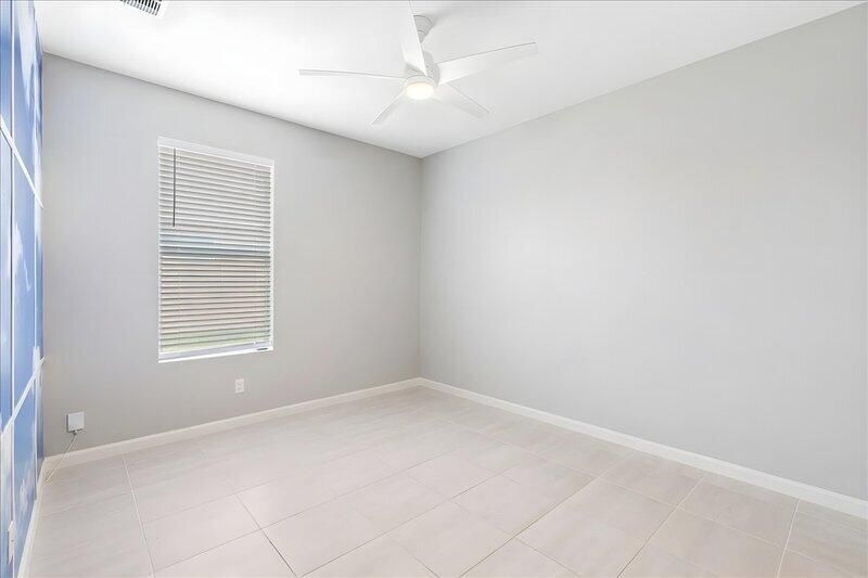 63 52nd Square, Vero Beach, FL 32968 Photo