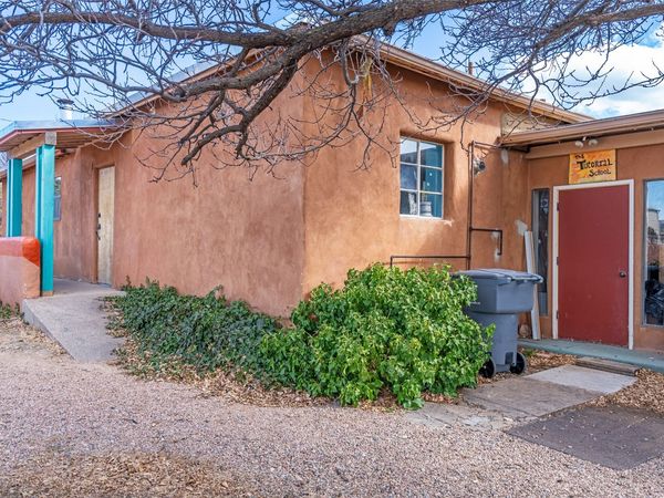 400 Brunn School Road , Santa Fe, NM 87505