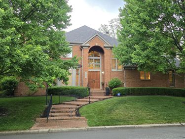 1815 Saint Ives Circle, Lexington, KY 40502