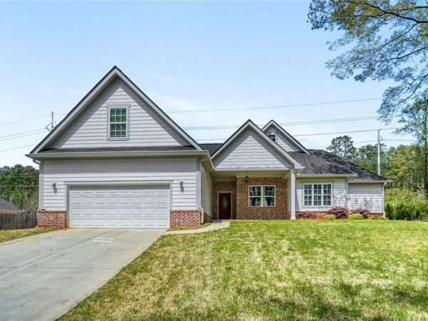 740 Poplar Springs Road , Powder Springs, GA 30127