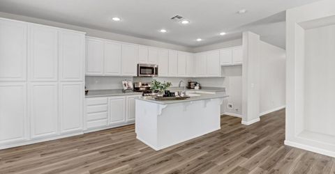 9649 Glacier Creek Way, Elk Grove, CA 95624 Photo