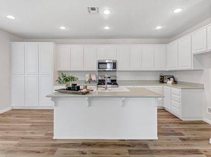 9649 Glacier Creek Way, Elk Grove, CA 95624 Photo