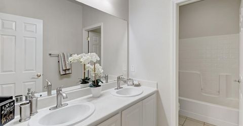 9649 Glacier Creek Way, Elk Grove, CA 95624 Photo