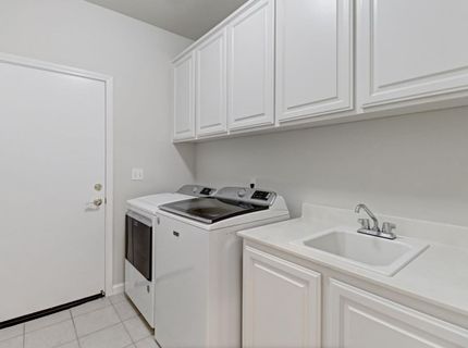 9649 Glacier Creek Way, Elk Grove, CA 95624 Photo