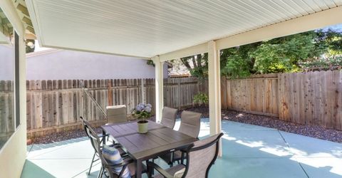 9649 Glacier Creek Way, Elk Grove, CA 95624 Photo