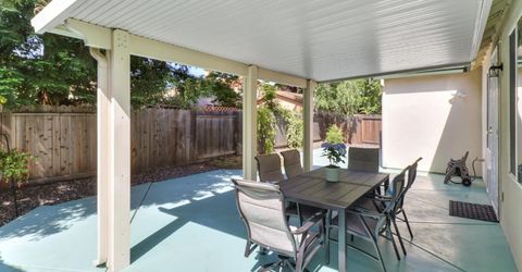 9649 Glacier Creek Way, Elk Grove, CA 95624 Photo