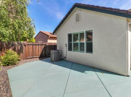 9649 Glacier Creek Way, Elk Grove, CA 95624 Photo