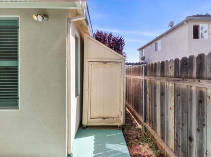 9649 Glacier Creek Way, Elk Grove, CA 95624 Photo