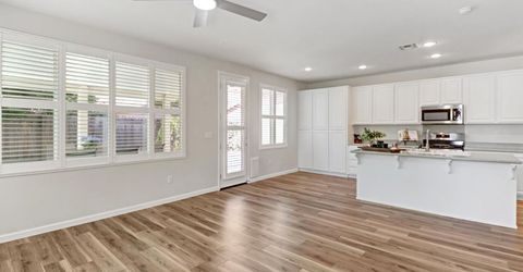 9649 Glacier Creek Way, Elk Grove, CA 95624 Photo