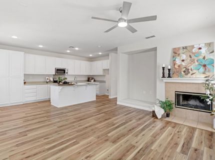 9649 Glacier Creek Way, Elk Grove, CA 95624 Photo