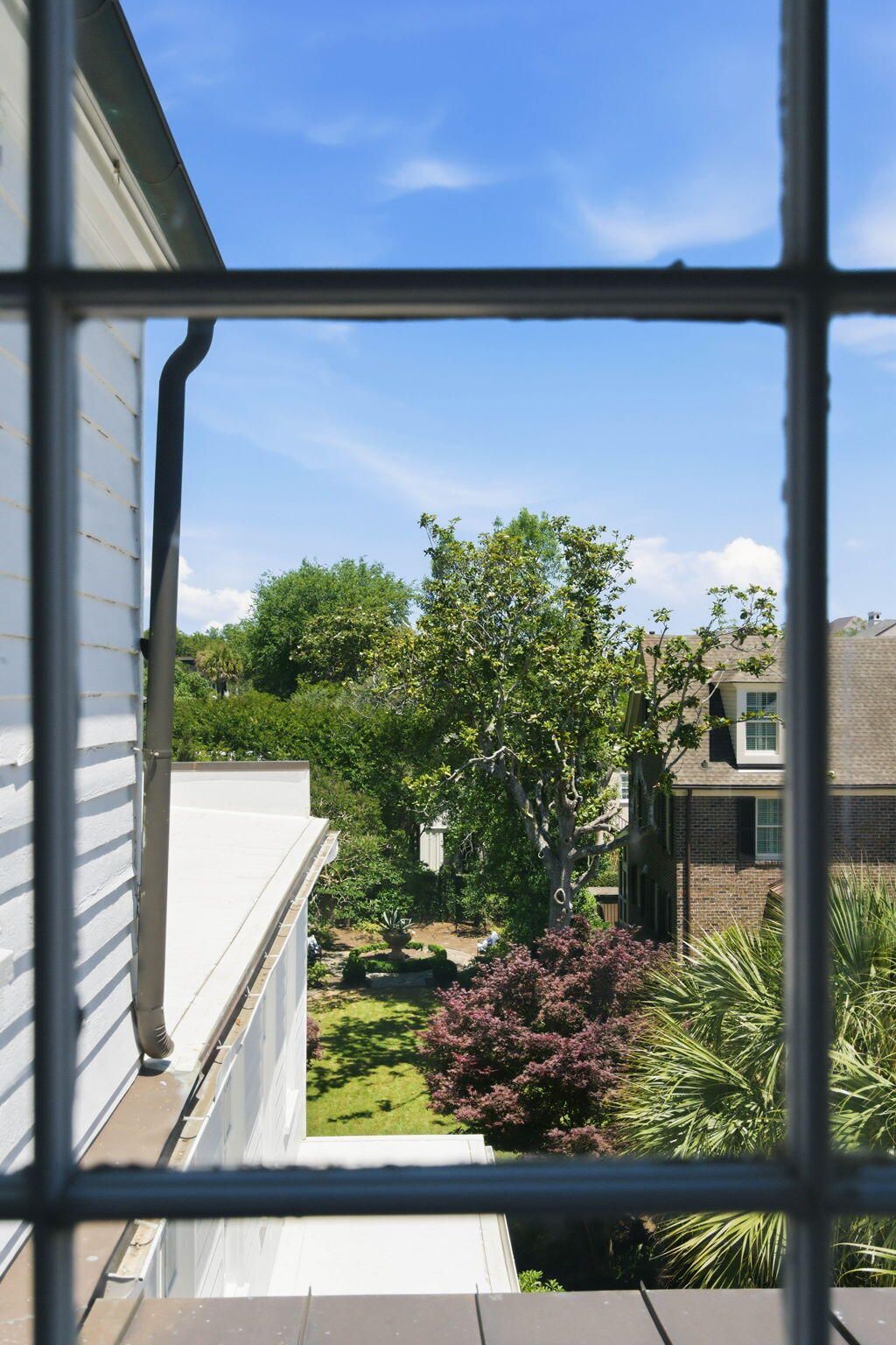 24 King Street Photo 65