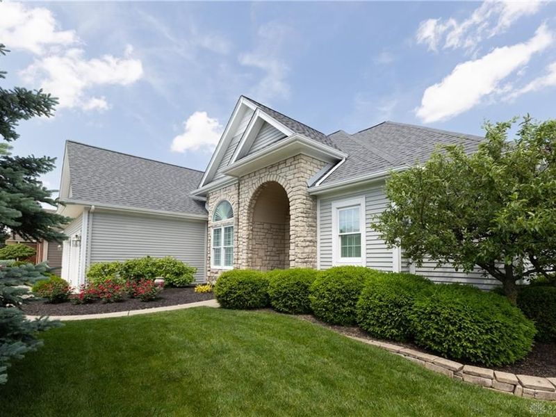 701 Westlake Drive, Troy, OH 45373 Photo 3