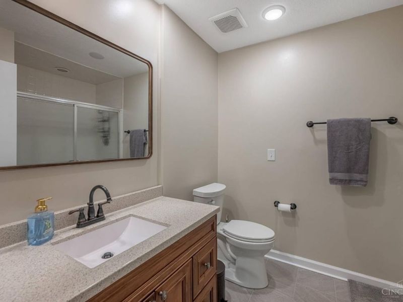 311 Kimbary Drive, Washington Township, OH 45458 Photo 25